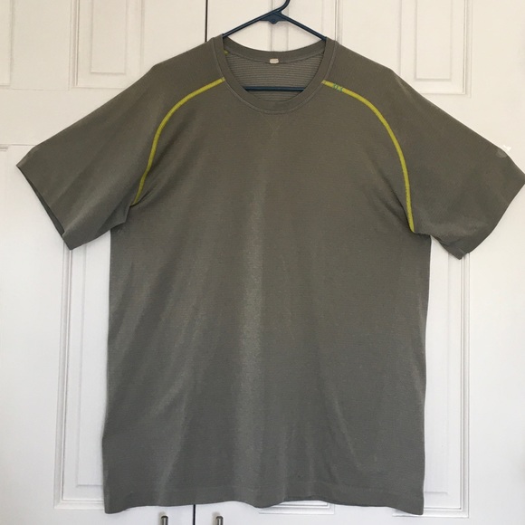 lululemon athletica Other - Lululemon Mens Metal Vent Tech Short Sleeve XL